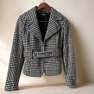 Wool Blend Benetton Houndstooth Belted Blazer (Black & White) – Size 2